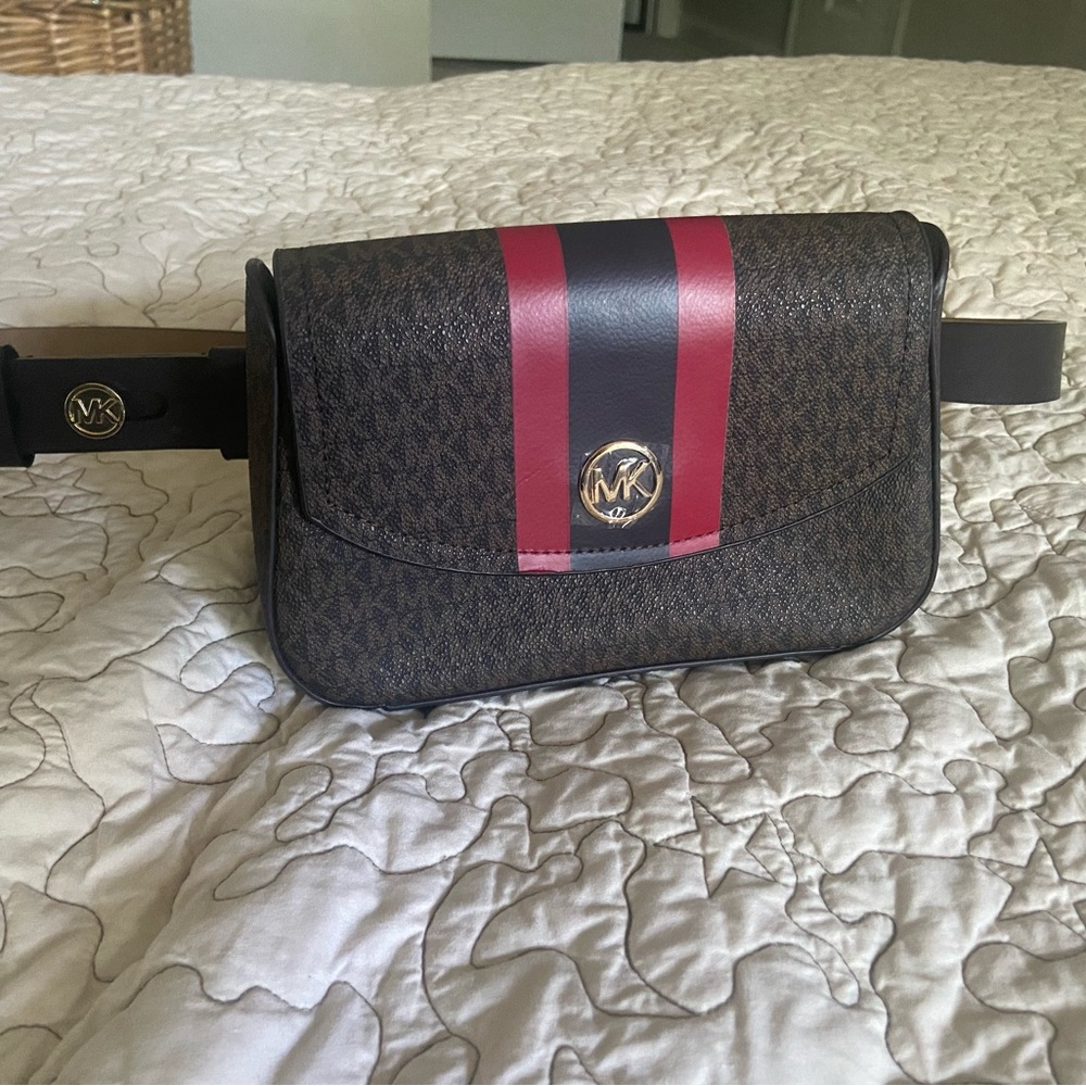 NWOT Michael Kors Logo Belt Bag